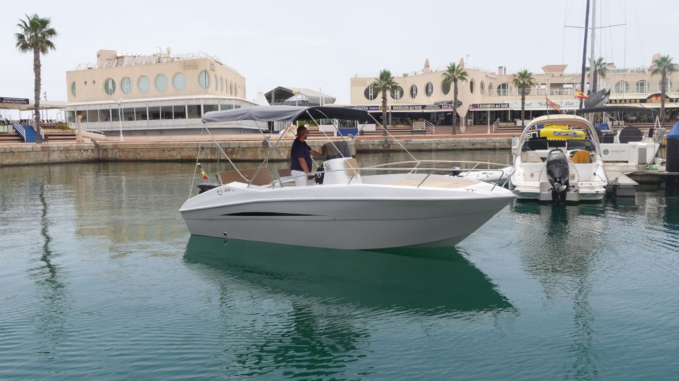 Rent a boat Alicante ASTILUX AX 600 OPEN - 2021