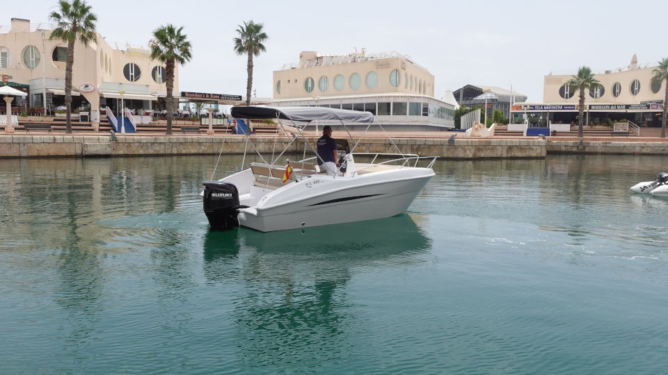 Rent a boat Alicante ASTILUX AX 600 OPEN - 2021