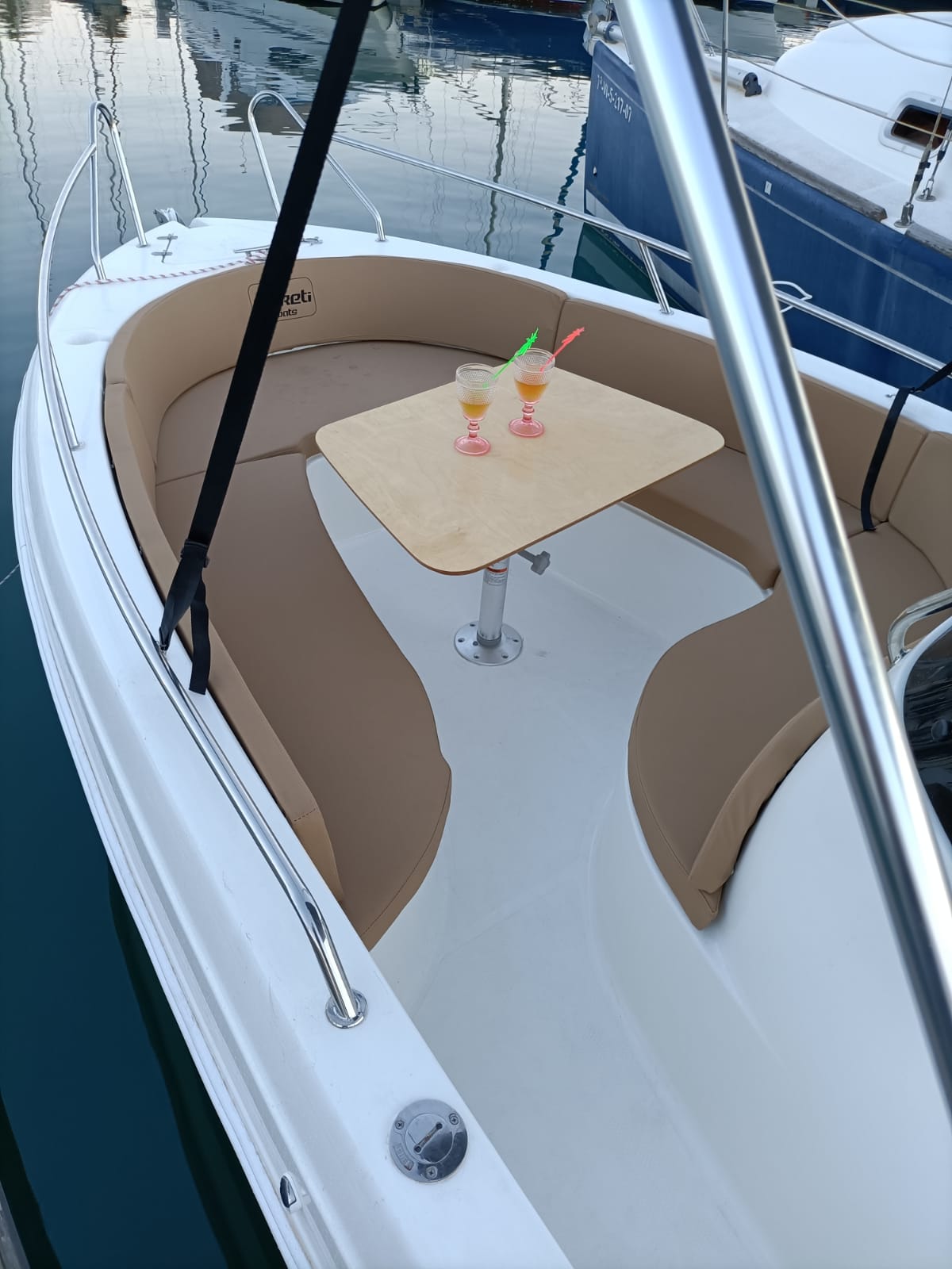 Sunrise Alquiler charter location Alicante