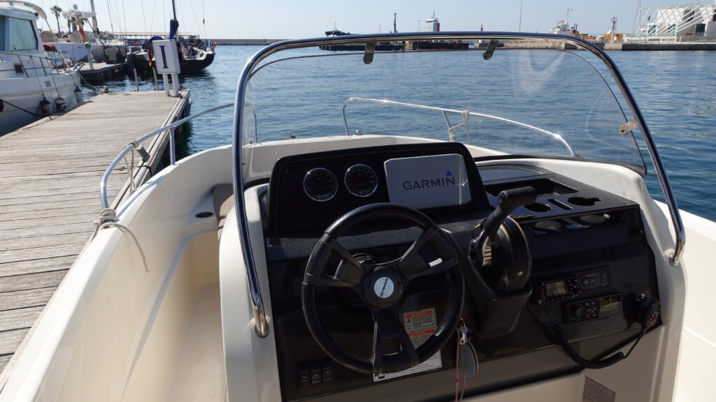 Alquiler de barcos Alicante QUICKSILVER ACTIV 605 OPEN - 2018